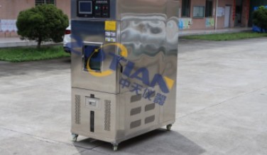 在立式低溫耐折試驗機(jī)中安裝樣品時需要注意哪些規(guī)范